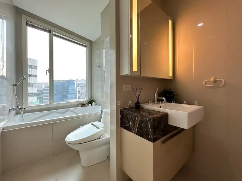 39 by Sansiri, Bangkok, 11 Sukhumvit Road, Khlong Tan Nua, Watthana, Bangkok, 2 Bedrooms, 82 sqm, Condo For Rent, by Boonraksa Sopak, 500495322 - DDproperty.com