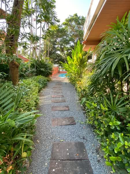 Nichada Thani, Nonthaburi, Soi Prasert Islam, Bang Talat, Pak Kret, Nonthaburi, 4 Bedrooms, 923 sqm, Condo For Rent, by Amarin Sitthidhoon, 500495325 - DDproperty.com