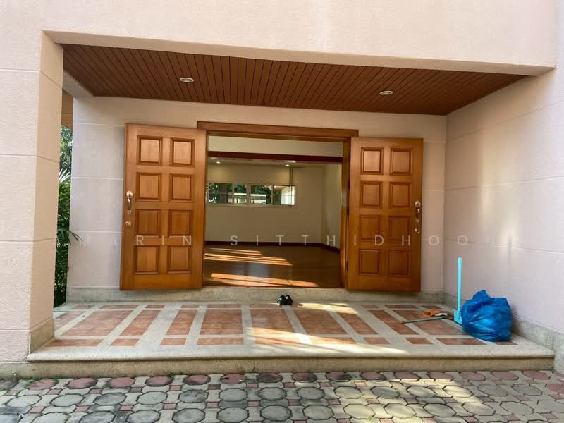 Nichada Thani, Nonthaburi, Soi Prasert Islam, Bang Talat, Pak Kret, Nonthaburi, 4 Bedrooms, 923 sqm, Condo For Rent, by Amarin Sitthidhoon, 500495325 - DDproperty.com