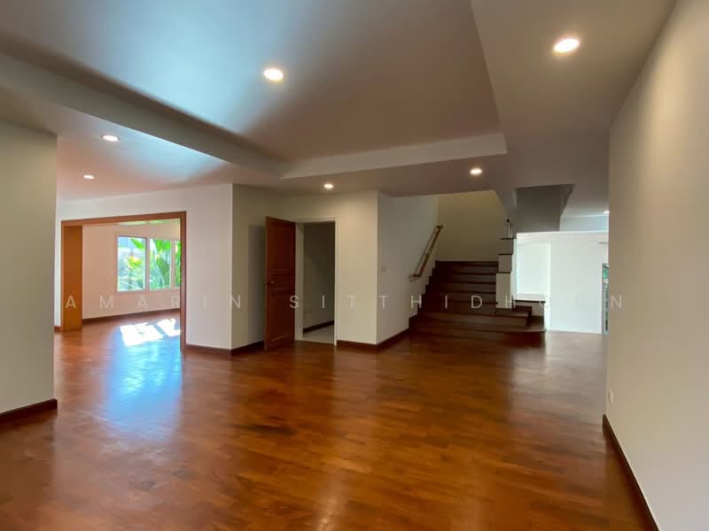 Nichada Thani, Nonthaburi, Soi Prasert Islam, Bang Talat, Pak Kret, Nonthaburi, 4 Bedrooms, 923 sqm, Condo For Rent, by Amarin Sitthidhoon, 500495325 - DDproperty.com