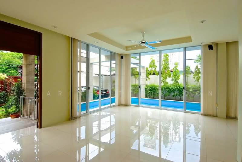 Pool Villa in Soi Thonglor 21, Bangkok, Khlong Tan Nua, Watthana, Bangkok, 4 Bedrooms, 550 sqm, Single Detached House For Rent, by Amarin Sitthidhoon, 500495342 - DDproperty.com