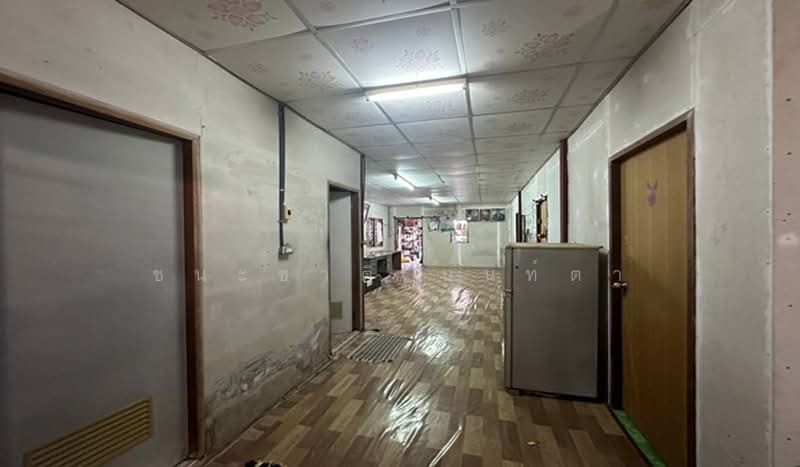 Traffic light intersection, Lam Luk Ka Khlong 8, Pathum Thani, Lam Luk Ka, Pathum Thani, 3 Bedrooms, 500 sqm, Single Detached House For Sale, by ชนะชาติ นนท์ตา, 500495384 - DDproperty.com