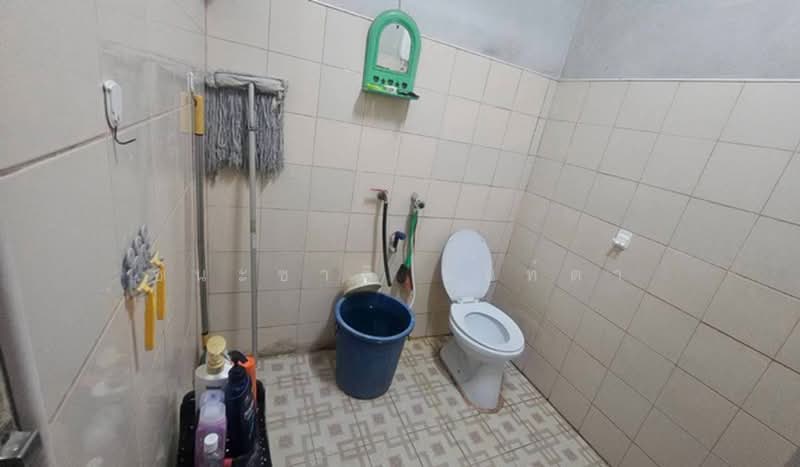 Traffic light intersection, Lam Luk Ka Khlong 8, Pathum Thani, Lam Luk Ka, Pathum Thani, 3 Bedrooms, 500 sqm, Single Detached House For Sale, by ชนะชาติ นนท์ตา, 500495384 - DDproperty.com