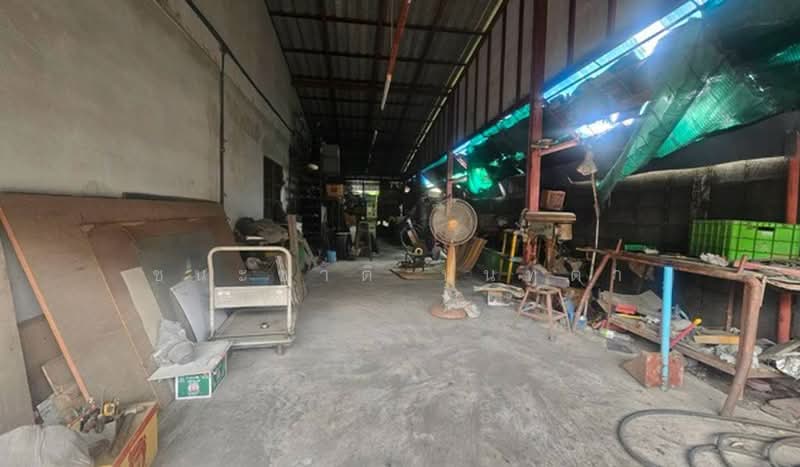 Traffic light intersection, Lam Luk Ka Khlong 8, Pathum Thani, Lam Luk Ka, Pathum Thani, 3 Bedrooms, 500 sqm, Single Detached House For Sale, by ชนะชาติ นนท์ตา, 500495384 - DDproperty.com