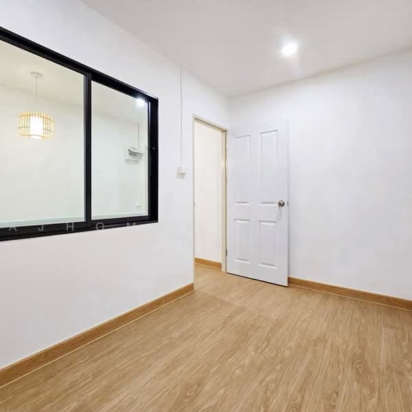 Rewadee 3, Nonthaburi, Talat Kwan, Muang Nonthaburi, Nonthaburi, 3 Bedrooms, 120 sqm, Townhouse For Sale, by AJHOMECENTER - คุณนัท, 500495386 - DDproperty.com