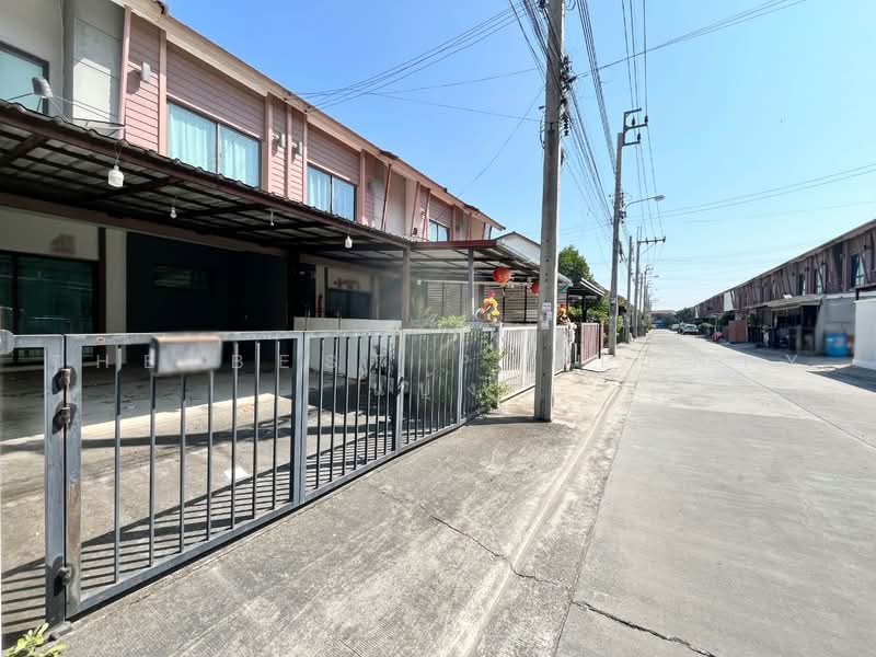 พฤกษา ไพร์ม ลาดกระบัง - สุวรรณภูมิ, Samut Prakan, Srisa Chorakhe Noi, Bang Sao Thong, Samut Prakan, 3 Bedrooms, 110 sqm, Townhouse For Sale, by The Best Property แป้ง, 500495426 - DDproperty.com