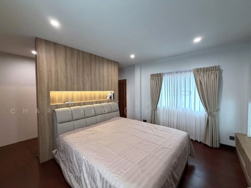 House in Rama 9, Bangkok, Suan Luang, Bangkok, 3 Bedrooms, 300 sqm, Single Detached House For Rent, by Knight Frank Chartered (Thailand) Co.,Ltd, 500495481 - DDproperty.com