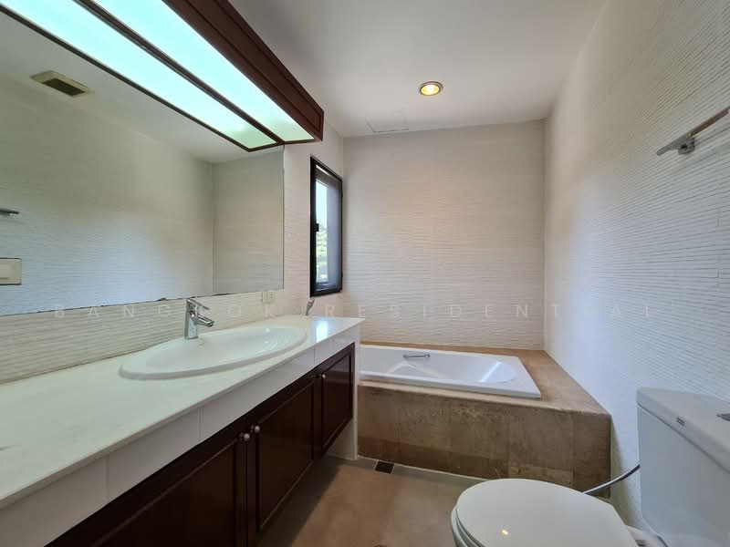 Sathorn Crest, Bangkok, . ซอยสาทร 1 แยก 2 แขวงทุ่งมหาเมฆ เขตสาทร กทม., Thung Maha Mek, Sathon, Bangkok, 3 Bedrooms, 280 sqm, Apartment For Rent, by Bangkok Residential, 500495499 - DDproperty.com
