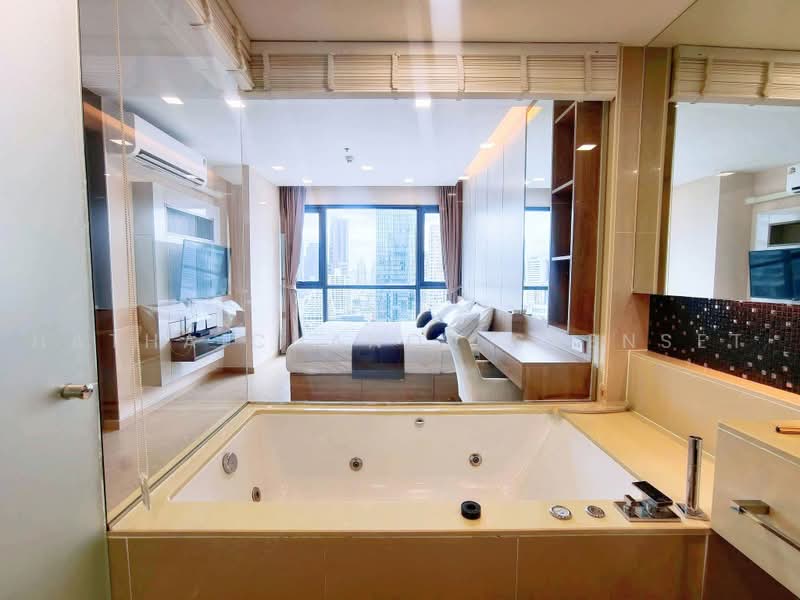 The Address Sathorn : ดิ แอดเดรส สาทร, กรุงเทพ, 98 ถนนสาทรเหนือ ซอยสาทร 12 แขวงสีลม เขตบางรัก กรุงเทพมหานคร, สีลม, บางรัก, กรุงเทพ, 55 ตร.ม., คอนโด ให้เช่า, โดย Hathaichanok Saenset, 500495505 - DDproperty.com