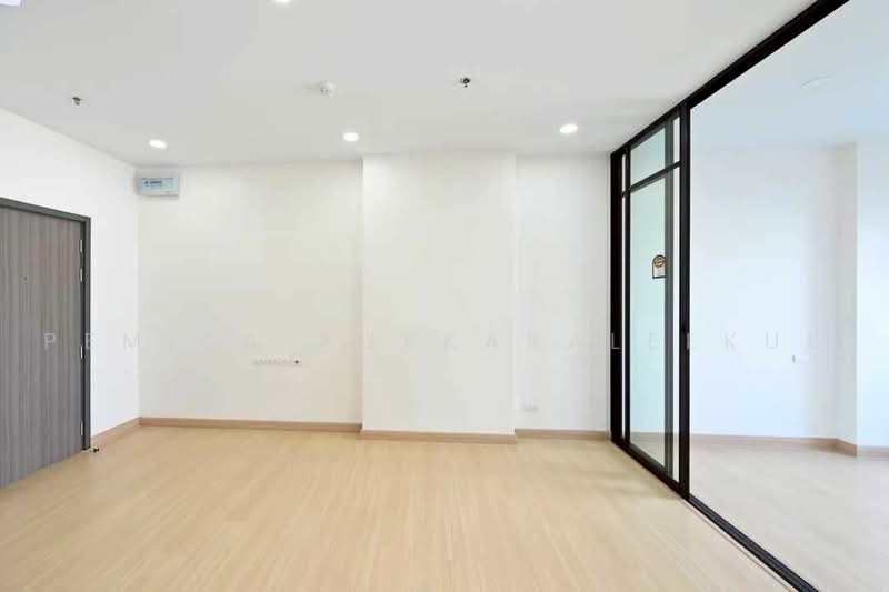 Supalai Loft Prajadhipok-Wongwian Yai, Bangkok, Prajadhipok Road, Somdet Chao Phraya, Khlong San, Bangkok, 2 Bedrooms, 48 sqm, Condo For Sale, by Pemika Aukkaraleekul, 500495520 - DDproperty.com
