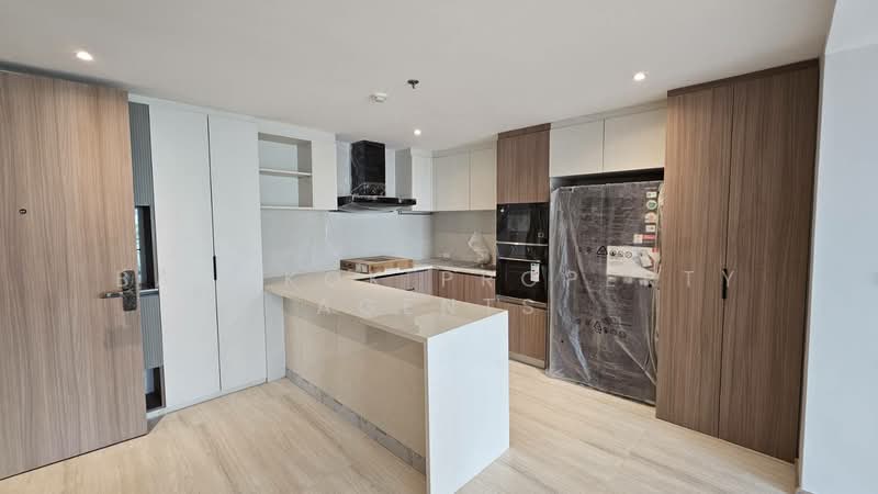 39 Luxury Suites, Bangkok, Khlong Tan Nua, Watthana, Bangkok, 2 Bedrooms, 140 sqm, Condo For Rent, by BANGKOK PROPERTY AGENTS, 500495545 - DDproperty.com