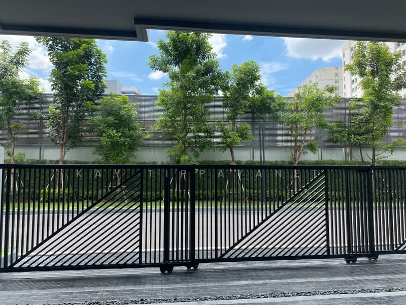 The Gentry Pattanakarn, Bangkok, Pattanakarn Road, Suan Luang, Bangkok, 5 Bedrooms, 553 sqm, Single Detached House For Rent, by Kay Tippayanet, 500495599 - DDproperty.com