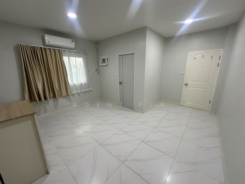 บ้านให้เช่ารีโนเวทใหม่ ลาดพร้าว 80 ทำโฮมออฟฟิศ/จดทะเบียนบริษัทได้ (SPSAD4130), กรุงเทพ, วังทองหลาง, กรุงเทพ, 350 ตร.ม., บ้านเดี่ยว ให้เช่า, โดย Agent Pla, 500495631 - DDproperty.com