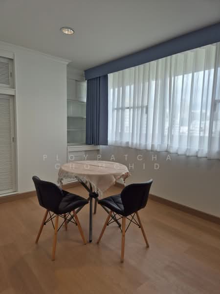 D.S. Tower 1 Sukhumvit 33, Bangkok, Soi Phrom Chit, Khlong Tan Nua, Watthana, Bangkok, 3 Bedrooms, 200 sqm, Condo For Rent, by Ploypatcha Chomchid, 500495651 - DDproperty.com