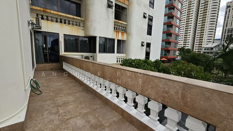 Charan Tower Residences by Aspira, Bangkok, 19 Soi Sukhumvit 43, Khlong Tan Nua, Watthana, Bangkok, 3 Bedrooms, 1,300 sqm, Condo For Rent, by BANGKOK PROPERTY AGENTS, 500495655 - DDproperty.com