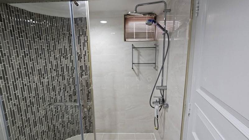 Charan Tower Residences by Aspira, Bangkok, 19 Soi Sukhumvit 43, Khlong Tan Nua, Watthana, Bangkok, 3 Bedrooms, 1,300 sqm, Condo For Rent, by BANGKOK PROPERTY AGENTS, 500495655 - DDproperty.com