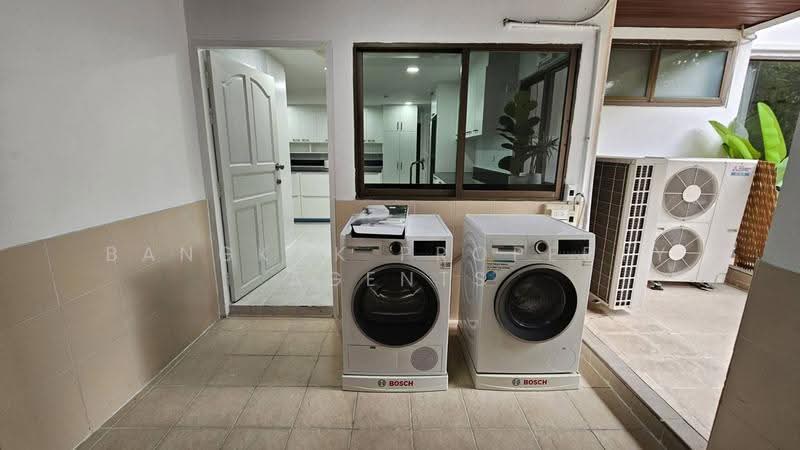 Charan Tower Residences by Aspira, Bangkok, 19 Soi Sukhumvit 43, Khlong Tan Nua, Watthana, Bangkok, 3 Bedrooms, 1,300 sqm, Condo For Rent, by BANGKOK PROPERTY AGENTS, 500495655 - DDproperty.com