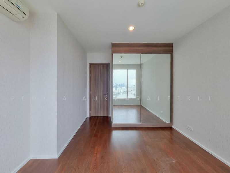 Menam Residences : แม่น้ำ เรสซิเดนท์, กรุงเทพ, 2088 ถนนเจริญกรุง, วัดพระยาไกร, บางคอแหลม, กรุงเทพ, 159 ตร.ม., คอนโด ขาย, โดย Pemika Aukkaraleekul, 500495686 - DDproperty.com