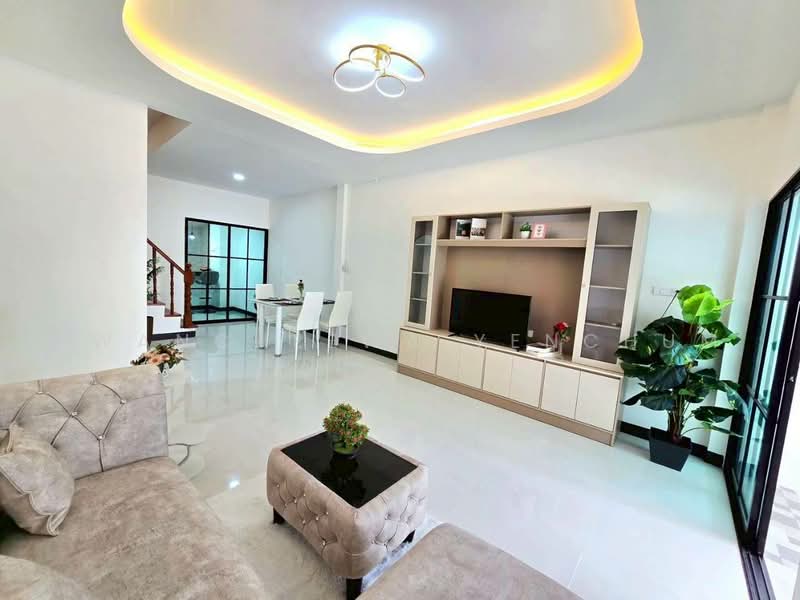 Yoocharoen Vibhavadi-rangsit 37, Bangkok, Don Mueang, Bangkok, 2 Bedrooms, 75 sqm, Townhouse For Sale, by Kwancheewa Yenchum, 500495707 - DDproperty.com