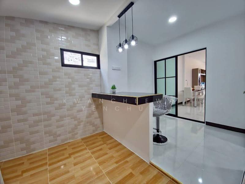 Yoocharoen Vibhavadi-rangsit 37, Bangkok, Don Mueang, Bangkok, 2 Bedrooms, 75 sqm, Townhouse For Sale, by Kwancheewa Yenchum, 500495707 - DDproperty.com
