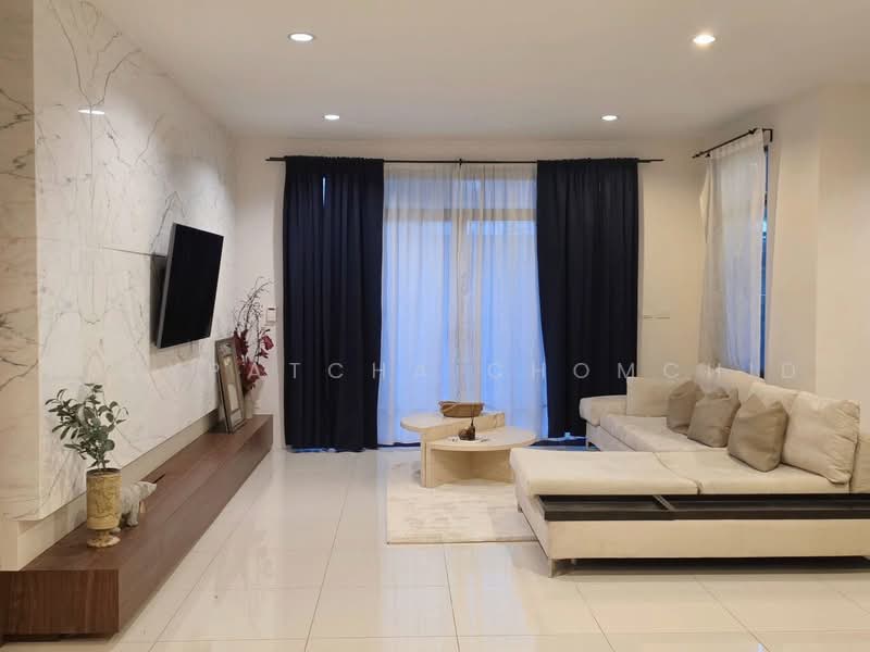 The Palm Pattanakarn, Bangkok, Phatthanakan Road, Suan Luang, Bangkok, 4 Bedrooms, 400 sqm, Single Detached House For Rent, by Ploypatcha Chomchid, 500495716 - DDproperty.com