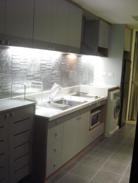 Noble Remix, Bangkok, 772 Soi Sukhumvit 36, Sukhumvit Road, Khong Tan, Khlong Toei, Bangkok, 1 Bedroom, 62 sqm, Condo For Rent, by Ploypatcha Chomchid, 500495720 - DDproperty.com