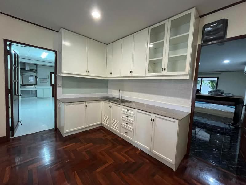 Mooban Panya Village, Bangkok, Suan Luang, Bangkok, 5 Bedrooms, 350 sqm, Single Detached House For Sale, by Kay Tippayanet, 500495755 - DDproperty.com