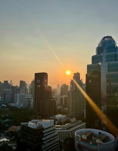 Witthayu Complex, Bangkok, 1673 New Petchaburi Road, Makkasan, Ratchathewi, Bangkok, 3 Bedrooms, 128 sqm, Condo For Rent, by Ploypatcha Chomchid, 500495794 - DDproperty.com