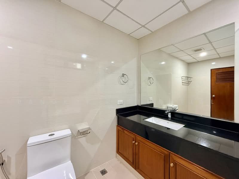 Sriratana Mansion 2, Bangkok, 59 Soi Sukhumvit 23, Khlongtoei Nua, Watthana, Bangkok, 3 Bedrooms, 250 sqm, Apartment For Rent, by Bangkok Residential, 500495828 - DDproperty.com
