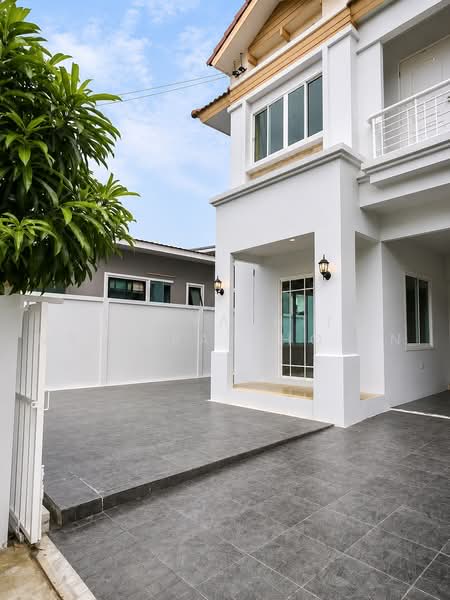 ธีรินทร์ทาวน์ เพชรเกษม 48, กรุงเทพ, บางด้วน, ภาษีเจริญ, กรุงเทพ, 110 ตร.ม., บ้านแฝด ขาย, โดย Thanyathita Nalinratphokin, 500495852 - DDproperty.com