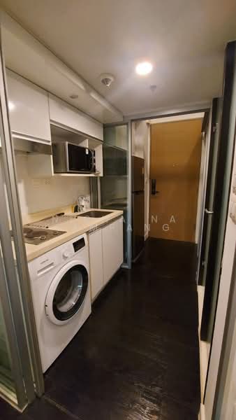 IDEO Morph 38, Bangkok, 88 Sukhumvit Road, Phra Kanong, Khlong Toei, Bangkok, 1 Bedroom, 33 sqm, Condo For Sale, by Nicha Na Lampang, 500495888 - DDproperty.com