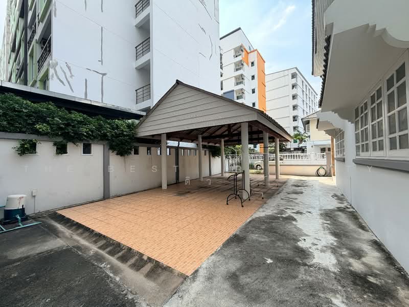 บ้านแฝดแสนสุข ชลบุรี, Chon Buri (Pattaya), Saen Suk, Muang Chon Buri, Chon Buri (Pattaya), 2 Bedrooms, 150 sqm, Semi-Detached House (Twin House) For Sale, by The Best Property ดิว, 500495892 - DDproperty.com
