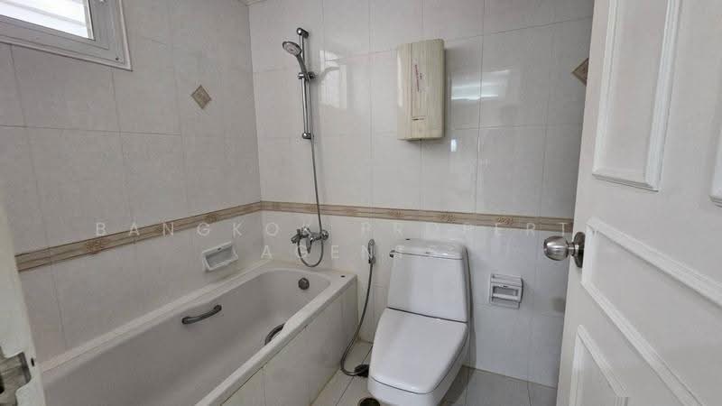 Tai Ping Towers, Bangkok, 582 Soi Sukhumvit 63, Khlong Tan Nua, Watthana, Bangkok, 4 Bedrooms, 252 sqm, Condo For Rent, by BANGKOK PROPERTY AGENTS, 500495900 - DDproperty.com