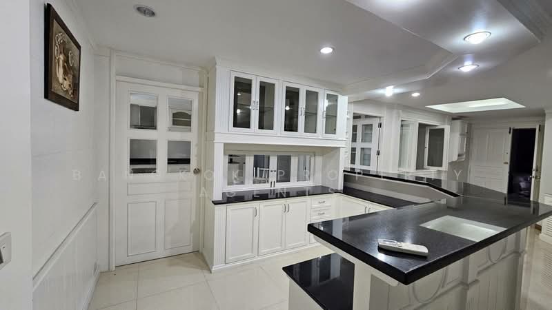 Tai Ping Towers, Bangkok, 582 Soi Sukhumvit 63, Khlong Tan Nua, Watthana, Bangkok, 4 Bedrooms, 252 sqm, Condo For Rent, by BANGKOK PROPERTY AGENTS, 500495900 - DDproperty.com