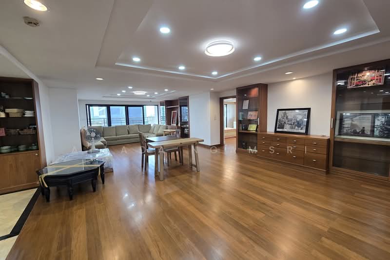 Wattana Heights, Bangkok, Sukhumvit Road, Khlongtoei Nua, Watthana, Bangkok, 3 Bedrooms, 315 sqm, Condo For Rent, by Ailada Ngamsri, 500495909 - DDproperty.com