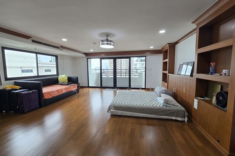 Wattana Heights : วัฒนา ไฮทส์ คอนโดมิเนียม, กรุงเทพ, ถนนสุขุมวิท, คลองเตยเหนือ, วัฒนา, กรุงเทพ, 315 ตร.ม., คอนโด ให้เช่า, โดย Ailada Ngamsri, 500495909 - DDproperty.com