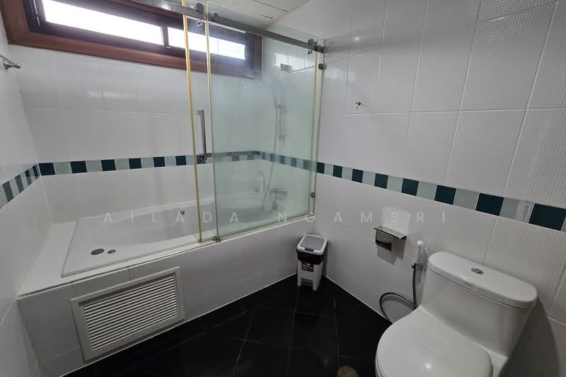 Wattana Heights, Bangkok, Sukhumvit Road, Khlongtoei Nua, Watthana, Bangkok, 3 Bedrooms, 315 sqm, Condo For Rent, by Ailada Ngamsri, 500495909 - DDproperty.com