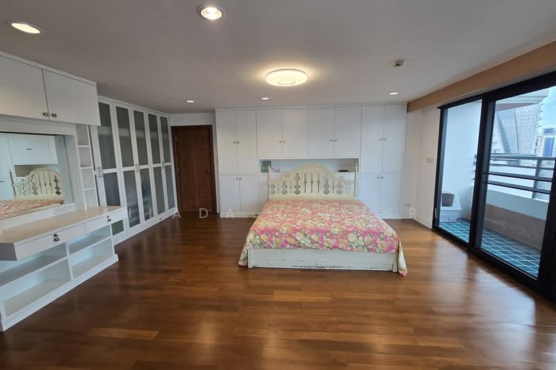 Wattana Heights, Bangkok, Sukhumvit Road, Khlongtoei Nua, Watthana, Bangkok, 3 Bedrooms, 315 sqm, Condo For Rent, by Ailada Ngamsri, 500495909 - DDproperty.com