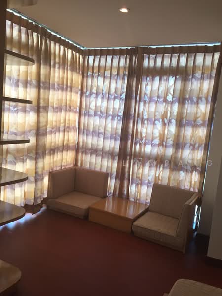 Urbana Sukhumvit 15, Bangkok, Soi Sukhumvit 15, Khlongtoei Nua, Watthana, Bangkok, 2 Bedrooms, 110 sqm, Condo For Sale, by Nicha Na Lampang, 500495914 - DDproperty.com