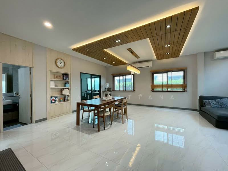 The City Sukhumvit-Onnut, Bangkok, 588/2 Soi On Nut 70/1, Prawet, Bangkok, 4 Bedrooms, 315 sqm, Single Detached House For Rent, by Vinai Wattana, 500495916 - DDproperty.com