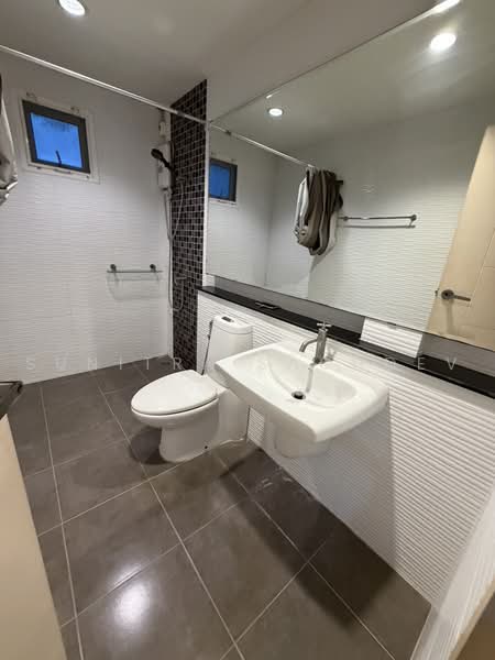 The Exclusive Pattanakarn 44, Bangkok, Soi Phatthanakan 44, Phatthanakan Road, Suan Luang, Bangkok, 3 Bedrooms, 160 sqm, Townhouse For Rent, by Sunitra Sachdev, 500495921 - DDproperty.com