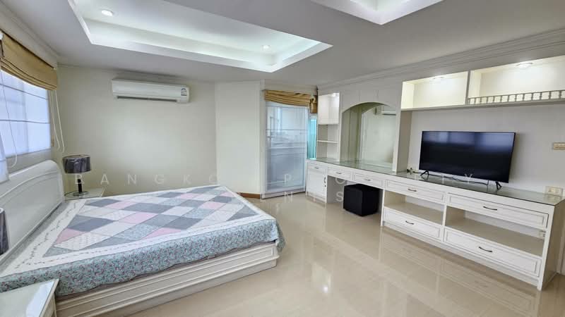 Tai Ping Towers, Bangkok, 582 Soi Sukhumvit 63, Khlong Tan Nua, Watthana, Bangkok, 3 Bedrooms, 216 sqm, Condo For Rent, by BANGKOK PROPERTY AGENTS, 500495928 - DDproperty.com