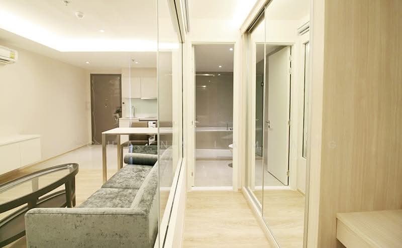 H Sukhumvit 43, Bangkok, 28 Sukhumvit 34 Road, Khlong Tan Nua, Watthana, Bangkok, 1 Bedroom, 41 sqm, Condo For Sale, by Nicha Na Lampang, 500495949 - DDproperty.com