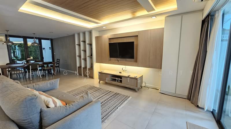 Townhouse in Ekkamai 12, กรุงเทพ, คลองตันเหนือ, วัฒนา, กรุงเทพ, 176 ตร.ม., ทาวน์เฮ้าส์ ให้เช่า, โดย BANGKOK PROPERTY AGENTS, 500495991 - DDproperty.com