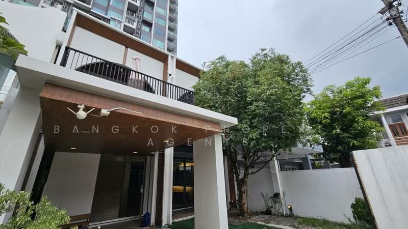 Townhouse in Ekkamai 12, กรุงเทพ, คลองตันเหนือ, วัฒนา, กรุงเทพ, 176 ตร.ม., ทาวน์เฮ้าส์ ให้เช่า, โดย BANGKOK PROPERTY AGENTS, 500495991 - DDproperty.com