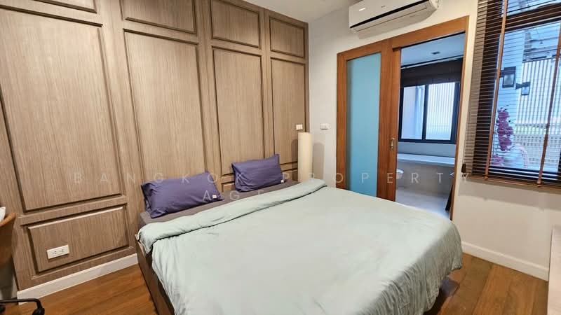 Townhouse in Ekkamai 12, Bangkok, Khlong Tan Nua, Watthana, Bangkok, 2 Bedrooms, 176 sqm, Townhouse For Rent, by BANGKOK PROPERTY AGENTS, 500495991 - DDproperty.com