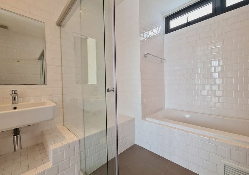 Mattani Suites, Bangkok, 50-2 Soi Ekkamai 22, Khlong Tan Nua, Watthana, Bangkok, 2 Bedrooms, 80 sqm, Apartment For Rent, by Bangkok Residential, 500496014 - DDproperty.com