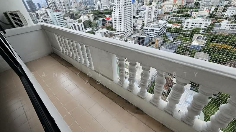 United Tower Thonglor, Bangkok, 333 Soi Thonglor 17, Khlong Tan Nua, Watthana, Bangkok, 3 Bedrooms, 210 sqm, Condo For Rent, by BANGKOK PROPERTY AGENTS, 500496025 - DDproperty.com