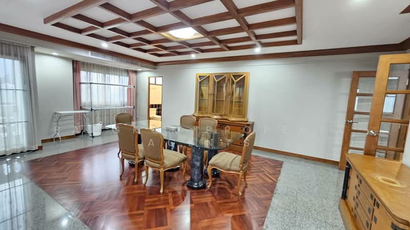 United Tower Thonglor, Bangkok, 333 Soi Thonglor 17, Khlong Tan Nua, Watthana, Bangkok, 3 Bedrooms, 210 sqm, Condo For Rent, by BANGKOK PROPERTY AGENTS, 500496025 - DDproperty.com