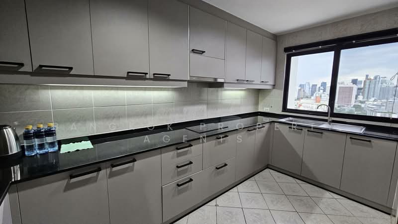 United Tower Thonglor, Bangkok, 333 Soi Thonglor 17, Khlong Tan Nua, Watthana, Bangkok, 3 Bedrooms, 210 sqm, Condo For Rent, by BANGKOK PROPERTY AGENTS, 500496025 - DDproperty.com